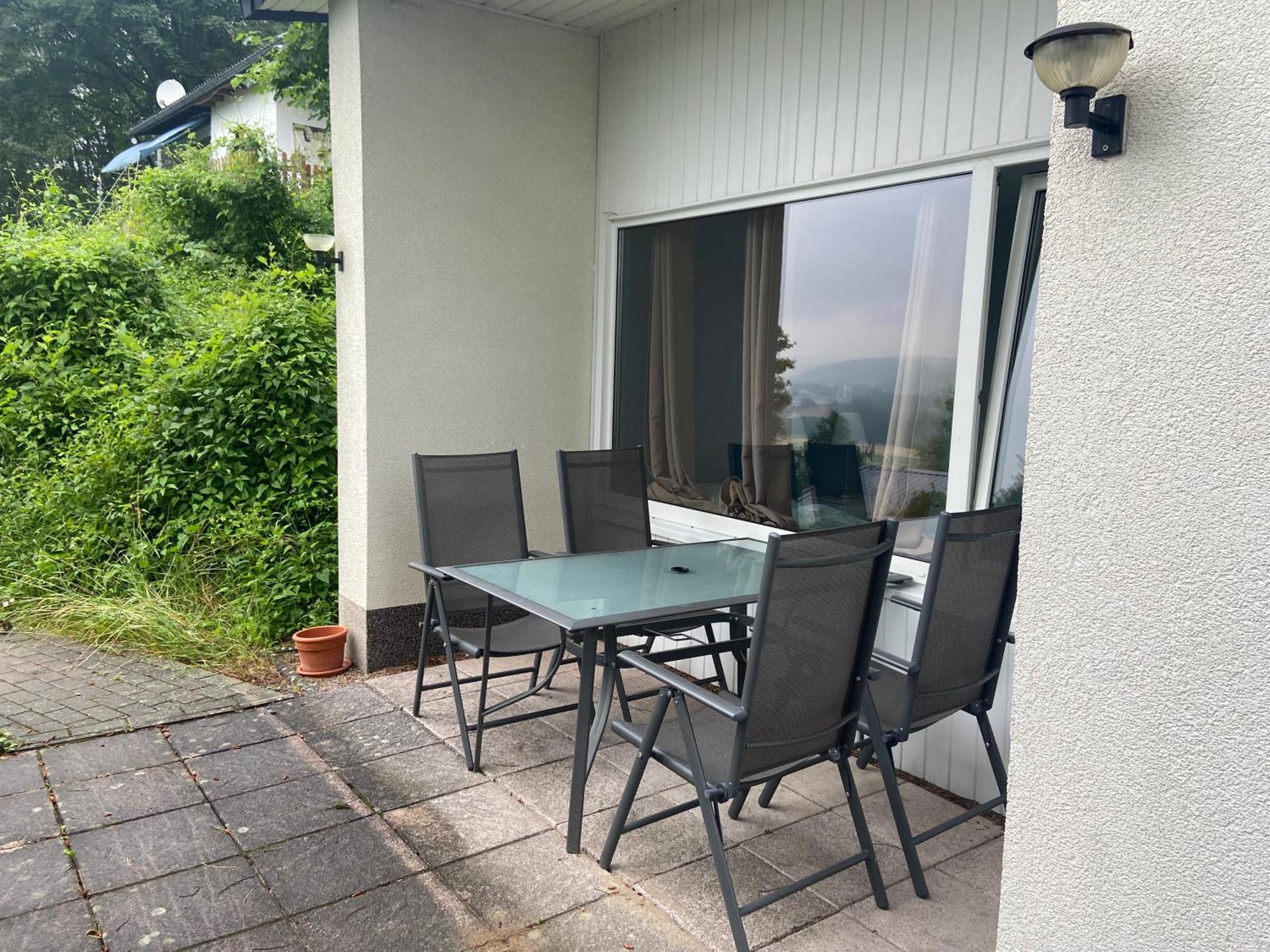 Traumhaftes Ferienhaus Husen Bagian luar foto